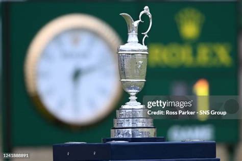 Claret Jug Trophy Photos and Premium High Res Pictures - Getty Images