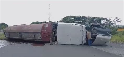 Nuestro Diario on Twitter AccidenteVial Un camión cisterna volcó