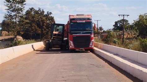 Transtorno Continua Carreta Fica Presa Ao Tentar Passar Em Ponte Onde