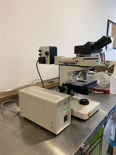 Leitz Laborlux 12 Microscope With EPI Fluorescent Hoffman Modulation