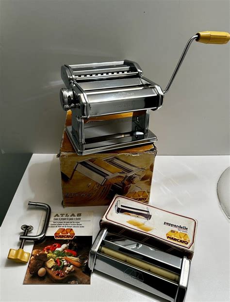 Marcato Atlas Deluxe Pasta Maker With Pappardelle Attachment Made