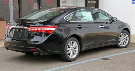 File:2014 Toyota Avalon XLE, rear.jpg - HandWiki