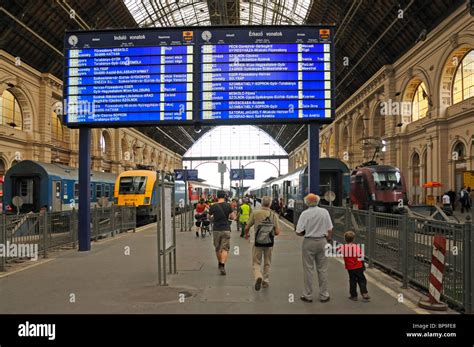 Budapest Hungary Keleti Palyaudvar Railway Station Departures