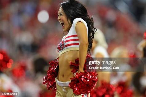 49er Cheerleaders Photos and Premium High Res Pictures - Getty Images