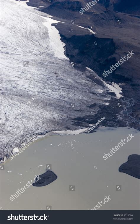 Aerial Of Hofsjokull Glacier In Iceland Stock Photo 1525500 : Shutterstock