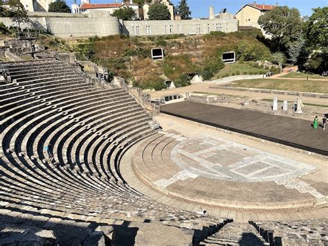 Guided Tour Lyon The Pretty Gallo Roman Town Lyon Visite