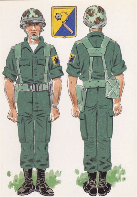 Teniente de Infanteria de Marina uniforme de campaña 1986