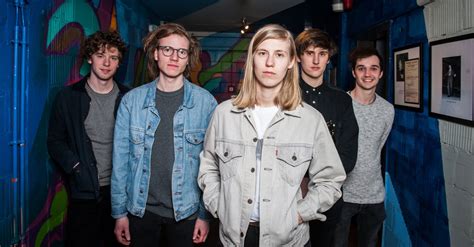 Nieuwe Single Whispering Sons Performance