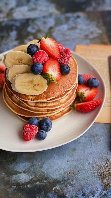 Matías Alejandro on Instagram PANCAKES ESPONJOSOS CON FRUTA Y