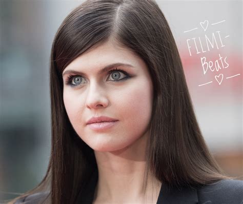Alexandra Anna Daddario - FILMI BEATS HD WALLPAPERS