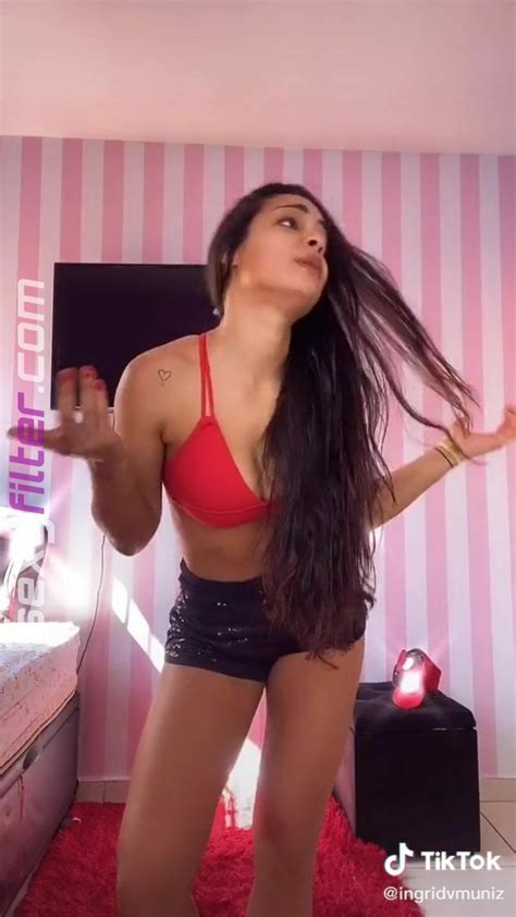 Really Cute Ingrid Muniz Shows Cleavage In Red Bikini Top Sexyfilter