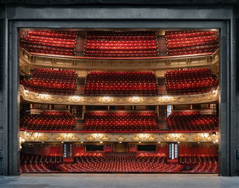 Theatre Royal Drury Lane by Haworth Tompkins 谷德设计网