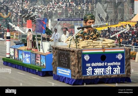 NEW DELHI INDIA JANUARY 26 DRDO Tableaux On Display During The 75th