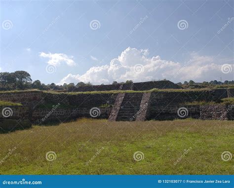 Paisaje En La Zona Arqueol Gica De Teotenango M Xico Imagen De Archivo