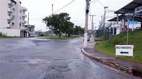 Reforço na sinalização e alerta fluxo de trânsito em Ouro Branco o