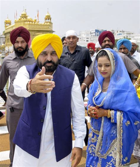 Punjab CM Mann Wife Offer Prayers At Golden Temple MorungExpress