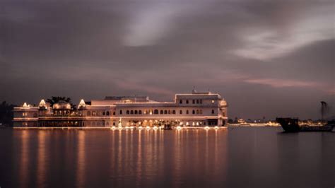 780+ Lake Pichola Sunset Stock Photos, Pictures & Royalty-Free Images ...