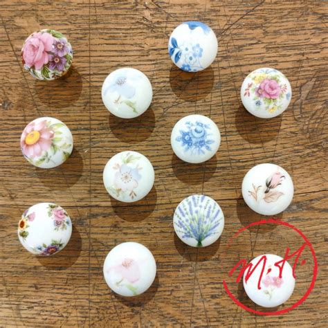 Porcelain Drawer Knob With Flower Pattern