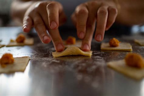 Tortelli Di Zucca E Nocciolini Di Chivasso Al Caff