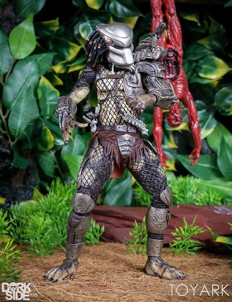 30th Anniversary Predator Jungle Hunter Unmasked Statue Model Action ...