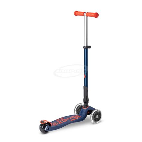 Maxi Micro Deluxe Plegable Led Blue Red Scooter