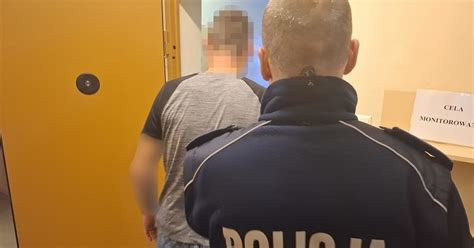 Nocna akcja policji Kierowca miał cztery sądowe zakazy prowadzenia