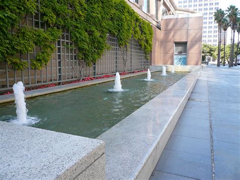 Reflecting Pool With Fountains Fairmont Plaza San Jose Flickr