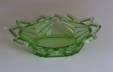 Antique Indiana Glass Co Pyramid No 610 Green Depression