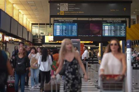 Fusão entre Gol e Azul pode aumentar preço das passagens