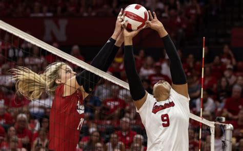 HUSKER VOLLEYBALL Red Defeats White In Intrasquad Scrimmage KFOR FM