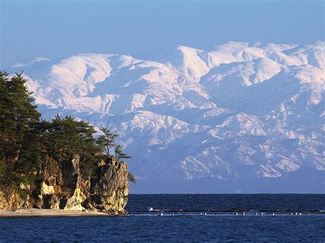 能登半島から冬の北アルプスを望む！／奥能登珠洲からも海越しに3000m級の山々が見えました！ 能登地方