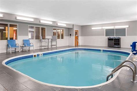 Best Western Kokomo Hotel Pool Pictures And Reviews Tripadvisor