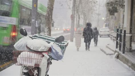 寒流侵襲日韓 暴雪低溫、極端氣候再加劇