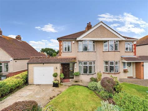 3 Bed Semi Detached House For Sale In York Avenue Sidcup Da15 £