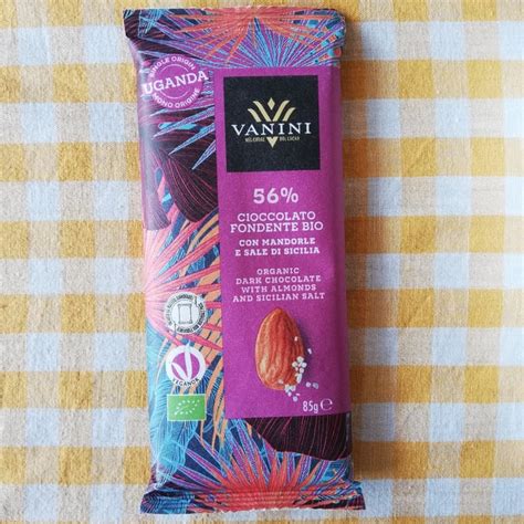 Vanini Cioccolato Fondente Bio Con Mandorle E Sale Di Sicilia Review