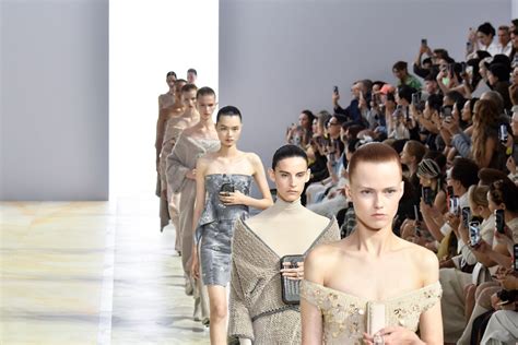 desfile precioso da fendi