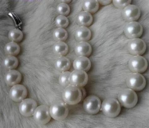 Huge Mm Genuine Natural South Sea White Round Pearl Necklace