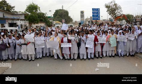 Sir Syed Government Girls College Fotos Und Bildmaterial In Hoher