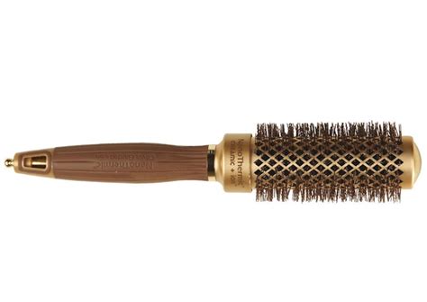 The 4 Best Brushes For Wavy Hair