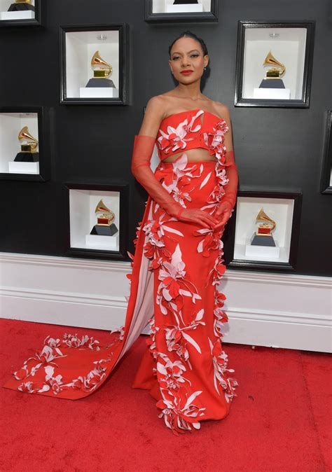 Grammys 2022 Live Updates: Revisit the Best Moments from the Red Carpet | Vogue