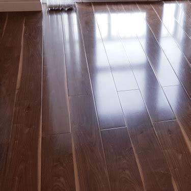 Walnut Effect Gloss Laminate Flooring Flooring Blog