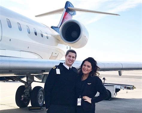 Pilot Proposes To Flight Attendant Girlfriend In Front Of Passengers