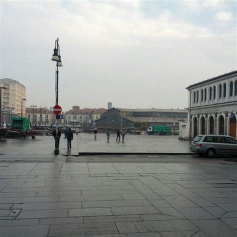 Piazza Della Repubblica Porta Palazzo Torino Piemonte