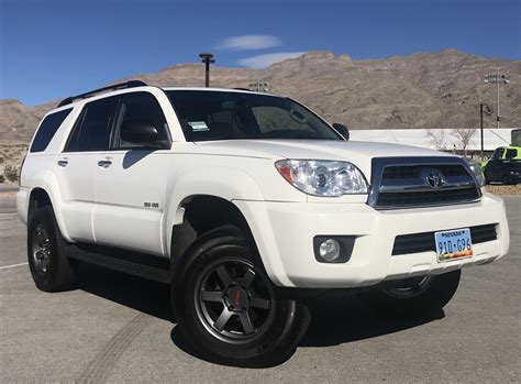 Got her some new wheels : 4Runner