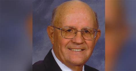 Mr Bobby R Wallace Obituary Visitation And Funeral Information