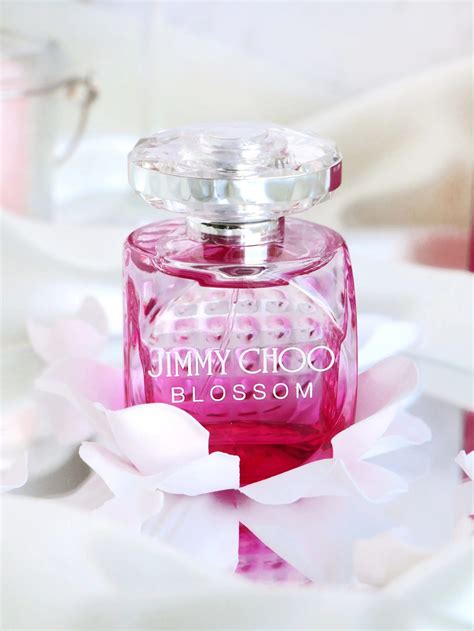 Nước hoa Jimmy Choo Blossom EDP