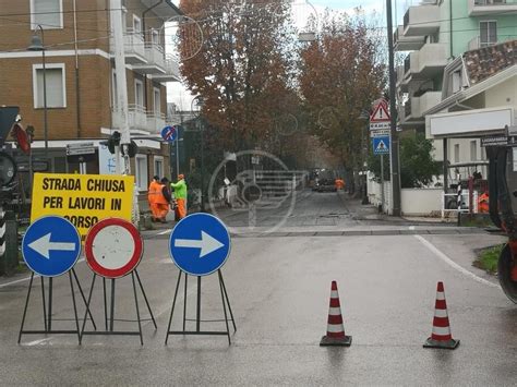 Sistemazione Del Manto Stradale La Volta Di Via Fratelli Cervi