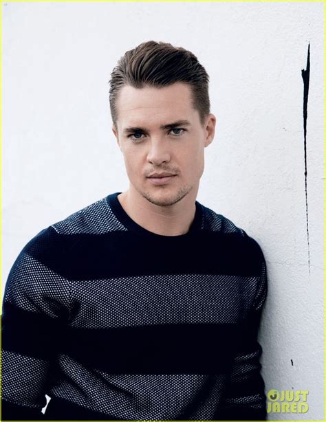 Last Kingdoms Alexander Dreymon Is Da Swoonworthy Man The Last