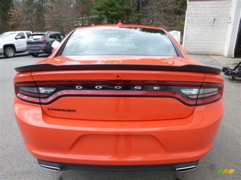 Dodge Charger Rt Go Mango