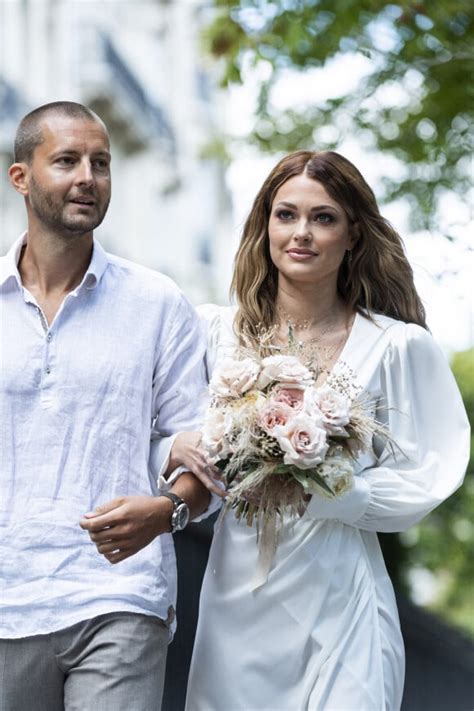 Mariage de Caroline Receveur Hugo Philip rend cette date indélébile